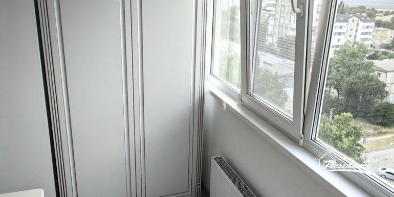 IMG-974a82a0527f6c5ff7e1f70ad6f73f38-V
